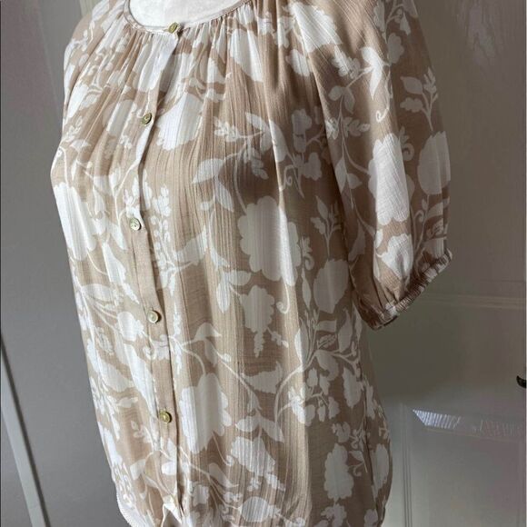 CORAL BAY SMALL Women’s Floral Print Button Down Top with Tie Front - Picture 4 of 9